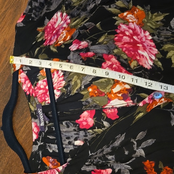 Roaman's Black Floral Button-Down Short Sleeve Shirt - Picture 6 of 9